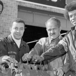 the-nascar-crash-that-ended-a-career-winston-cup-museum-special-event-center
